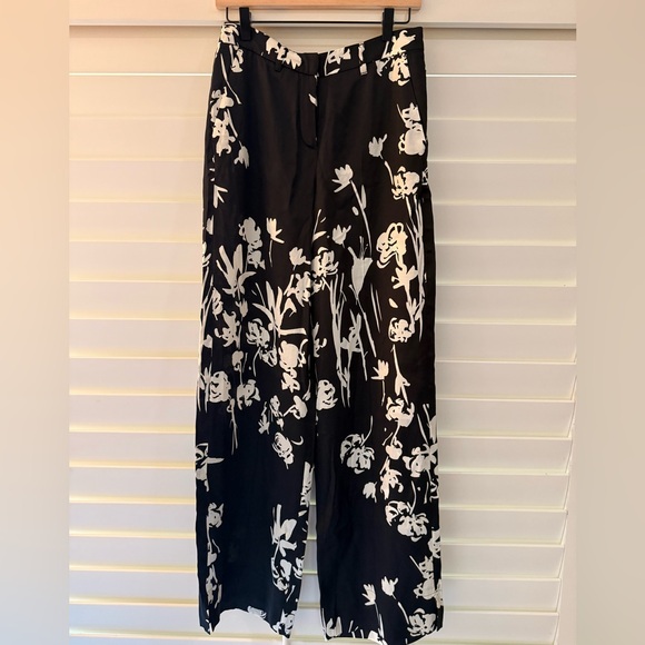 MARELLA Pants - MARELLA 🌸 Monochrome Floral Trousers 🌸🌺🌼
